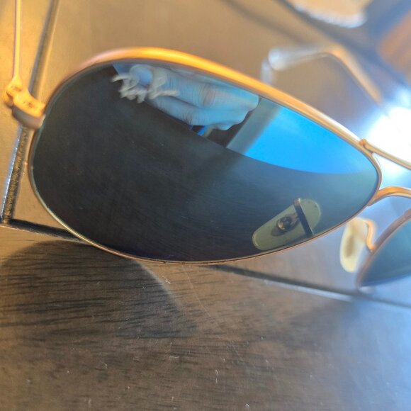 Ray-Ban Aviator metal sunglasses with gild frame and blue mirror lenses - Picture 1 of 3